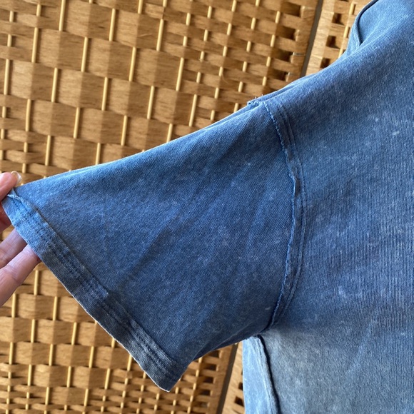 ✌️ NEW‼️ WE THE FREE ✌️FOR FREE PEOPLE ALL TIED UP TEE‼️ - Picture 4 of 9